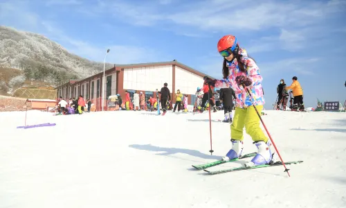 Xiangyanghengchong International Ski Field