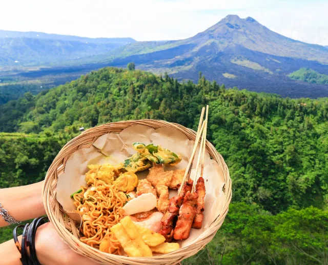 HaveFun in Bali: "Gourmet, Lembugan Island, Penida Island, Pura Luhur Lempuyang, Chasing Dolphin, Swing, Bird's Nest" Shows How to Enjoy Life!