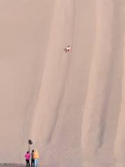 Sandboarding in Dunhuang