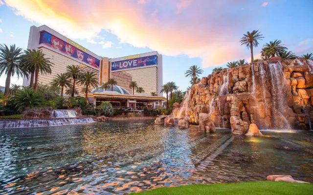 Las Vegas Travel Guide 2024: Sin City's Most Popular Attractions