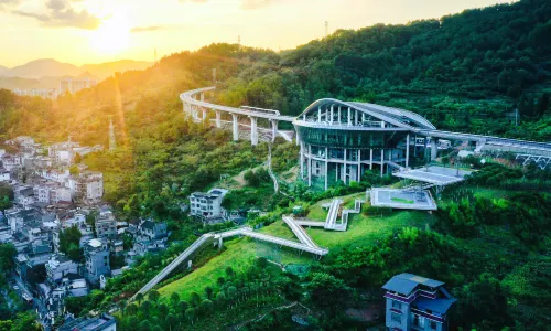 FengHuang Maglev Cultural Tourism