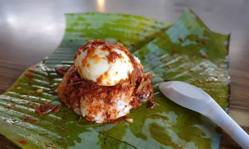 Ali Nasi Lemak Daun Pisang