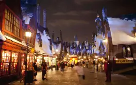 The Wizarding World of Harry Potter - Hogsmeade