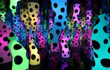 Yayoi Kusama: Dreaming of Earth’s Sphericity, I Would Offer My Love