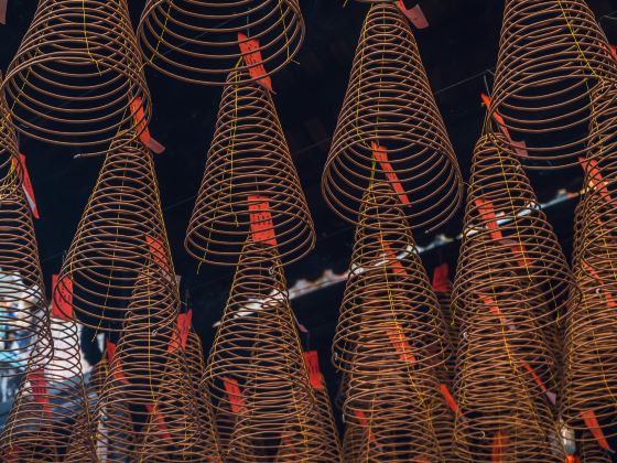 Ba Thien Hau Temple