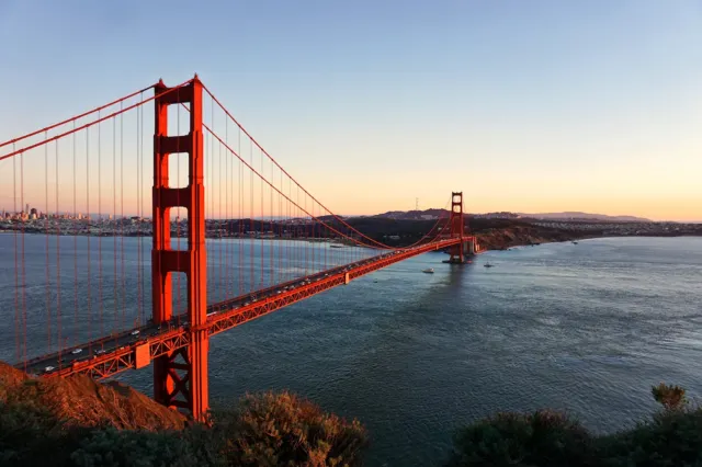 Side view of the Golden Gate Bridge, San Francisco