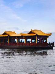 West Lake Pleasure Boat