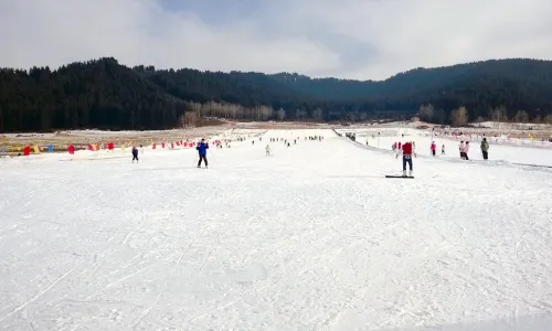 Honghuajian Skiing Resort