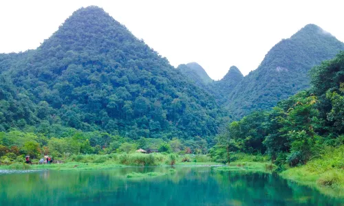 Libo Xiao Qi Kong Scenic Area