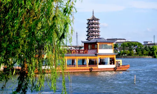 Sightseeing Boats in Suzhou