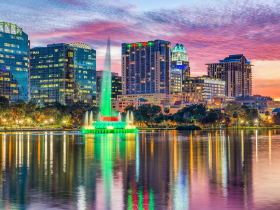 Lake Eola Park