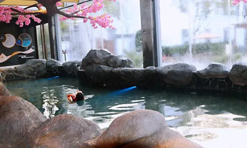 No.1 Spring Floating Hot Spring