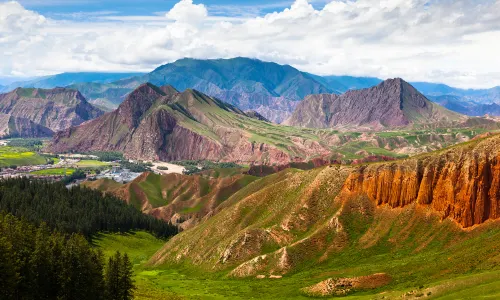 Zhuoer Mountain Scenic Area