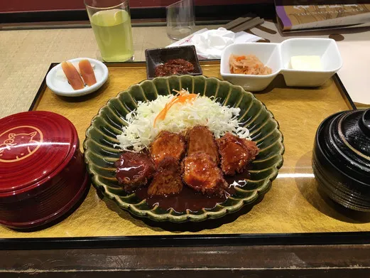 ご当地の軽食