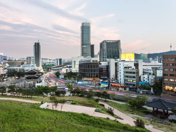 Dongdaemun History & Culture Park