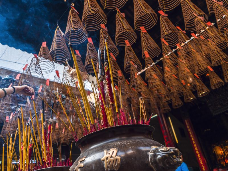 Ba Thien Hau Temple