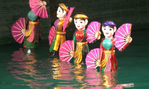 Golden Dragon Water Puppet Theater