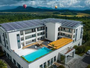 Panoramic Hot Spring Hotel Eden, Tengchong Volcano