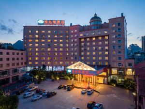 Vienna Hotel (Jingxi Zhongshan Park)