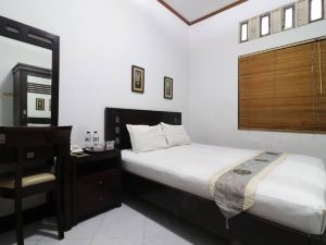 Dinnar Homestay Gayungan Mitra RedDoorz