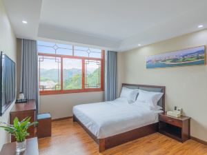 99 Best Hotel (Chongqing Yunyang Longgang Scenic Area Qingshui Tujia Township)