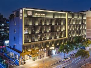 U-Hotel