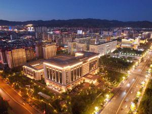 Zhangjiakou Grand Metro Park Hotel