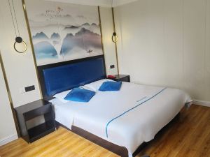 Longchen Holiday Inn (Shanghai Ruijin Hospital Yongjia Road Branch)