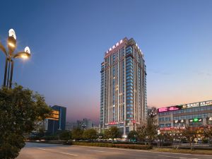 Lavande Hotel (Chengdu Dafeng fenghuangshan Park Metro Station)