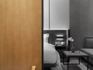 Sfeel Designer Hotel (Chengdu Kuanzhai Alley Shop)