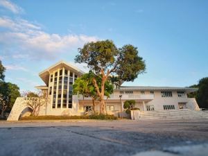 Laem Taen Bangsaen Hotel & Resort