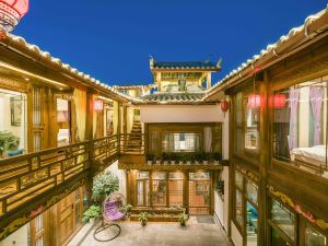 Yunjin Inn (the Old Town of Lijiang Snow Mountain Store)