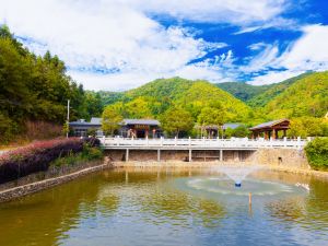 Sanbai Mountain Yuantou Shanshui Homestay