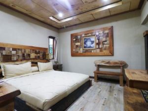 Alloyna Country Cottage Brastagi