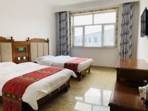 Alata   Holiday   Hotel