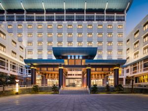 Huizhou Huiyang Xindu Metropolis Atour Hotel