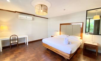 NT Place Sukhumvit Suites