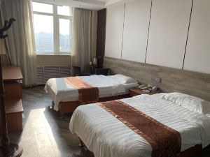 Dalian Xingang Business Hotel