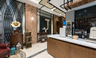 ames Joyce Coffetel (Dongming Shuguang Road, Heze)