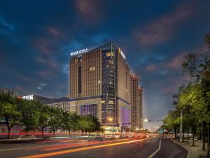 Jinxuan Select Hotel (Xiaogan East Railway Station Yintai City Branch)