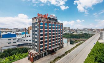 Junyi Chain Hotel (Chaozhou Cidu Middle School)