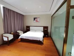 Mengshan Huahong Business Hotel