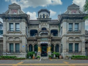 Floral Hotel · Jinan Laoyanghang Hotel