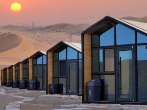 Dunhuang Desert Moon Bay Wild Luxury Desert Camping Starry Sky Hotel