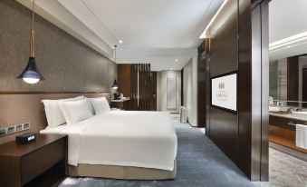 Grand Barony Qingdao Airport Hotel