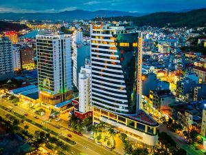 Muong Thanh Grand Ha Long Hotel