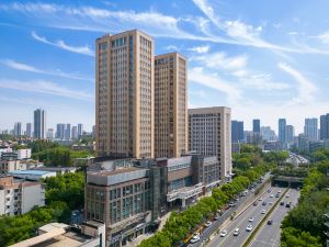 Vienna International Hotel (Wuhan jiejiekou science and technology store)