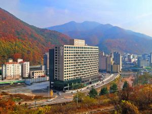 Jeongseon Intoraon Hotel