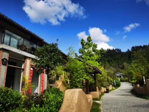 Zhuxi Taohua Island Putu Town Homestay