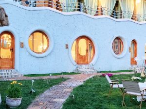 Hobbit House in Yining